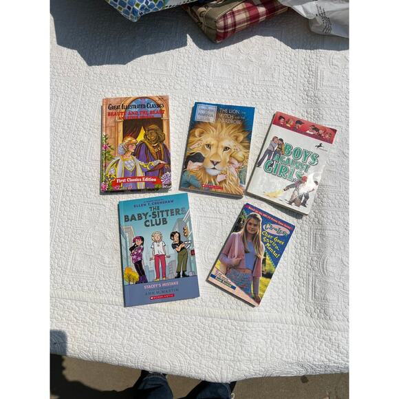 Junie B. Jones Books by Barbara Park + others + book markers - Picture 4 of 8